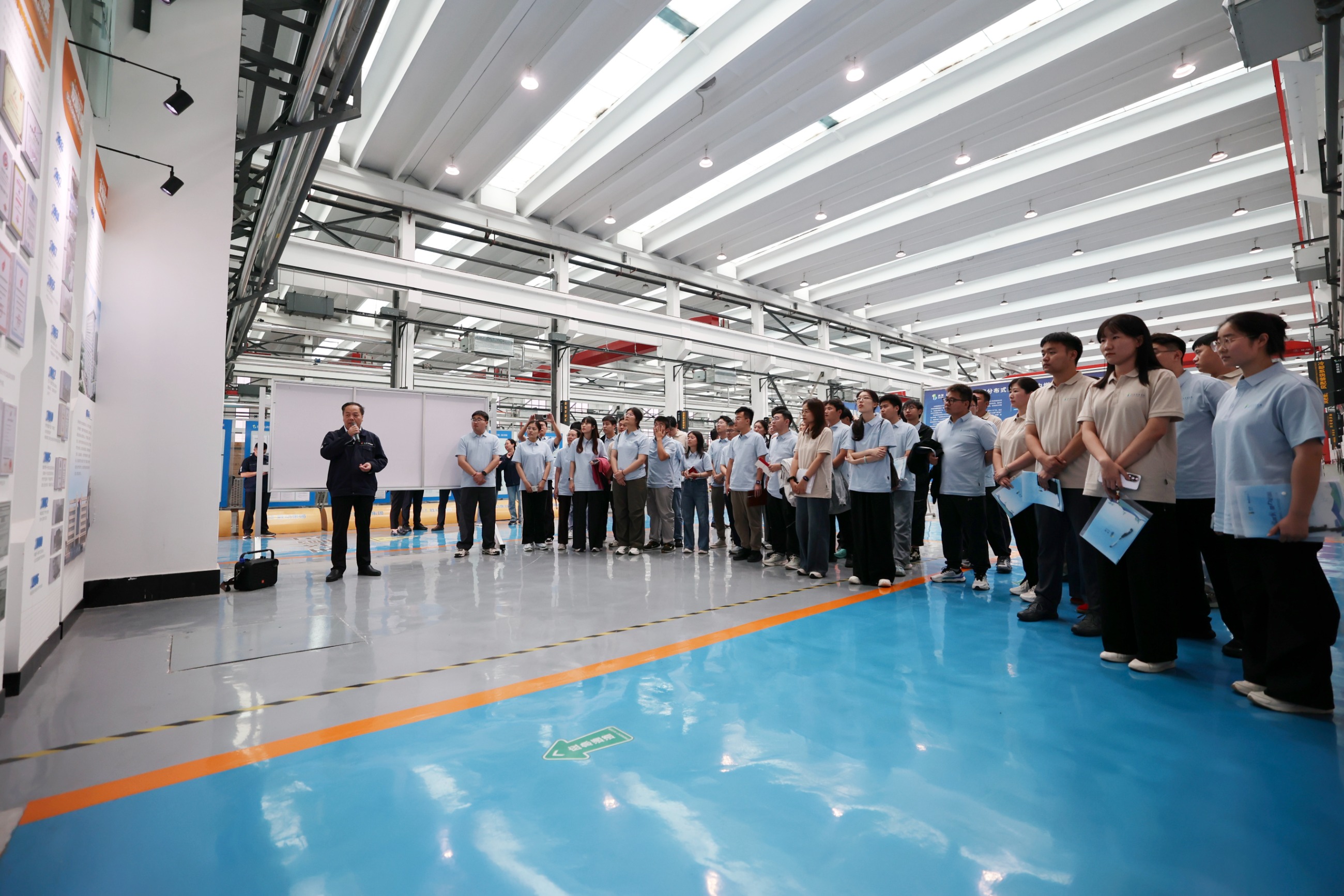 勝動(dòng)集團(tuán) 勝動(dòng)集團(tuán)