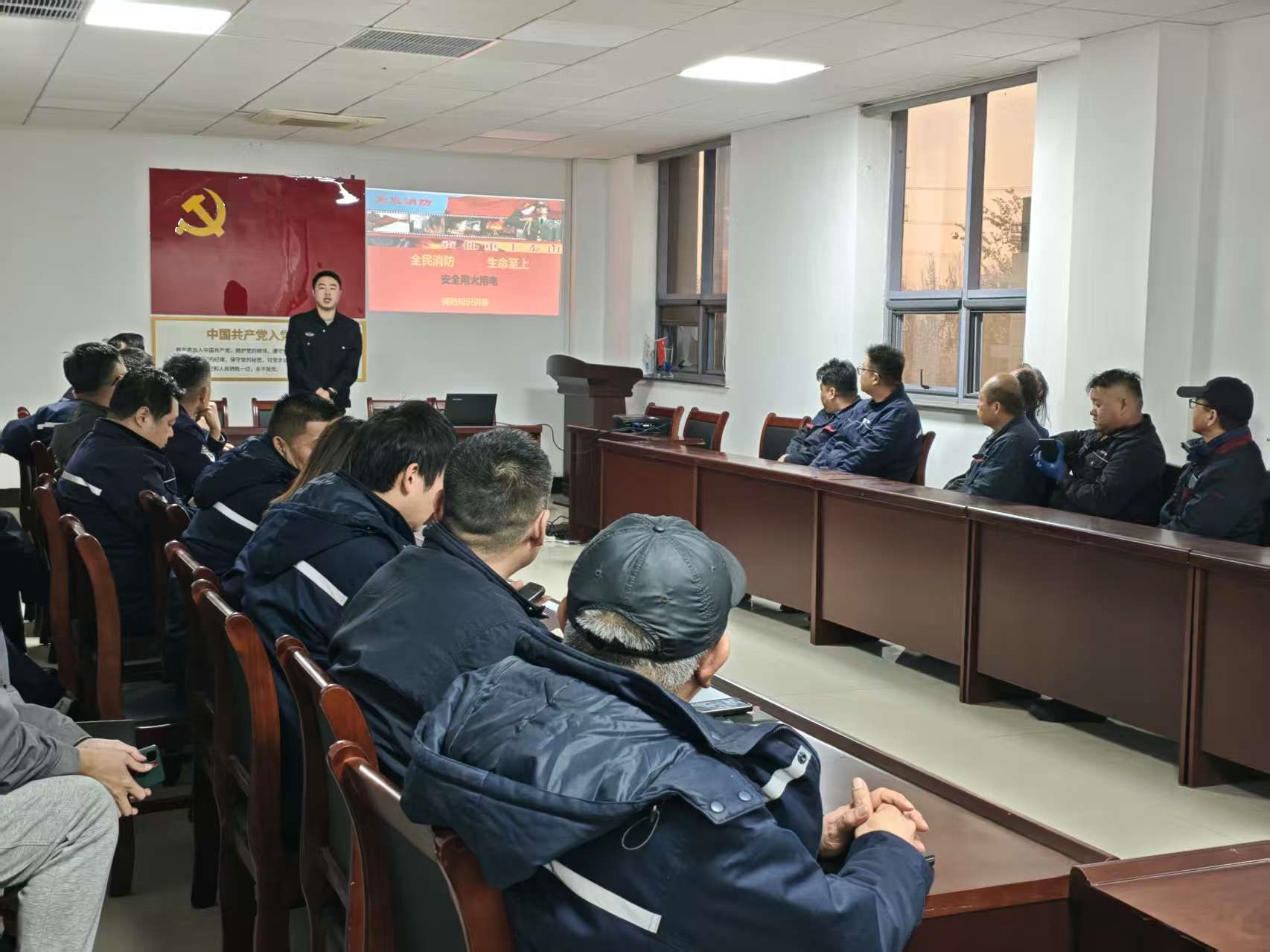 勝動集團(tuán) 勝動集團(tuán)