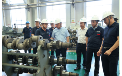 水發(fā)集團(tuán)總經(jīng)理助理、安全總監(jiān)馮建忠一行到勝動集團(tuán)調(diào)研指導(dǎo)